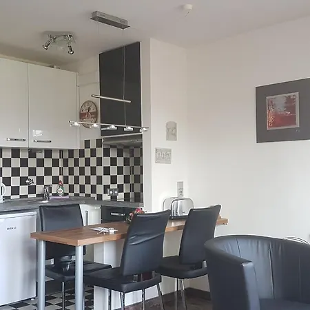 Ferienwohnung Carpe Diem * アーヘン